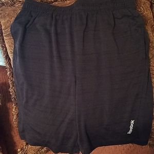 Reebok Mens black shorts Med.